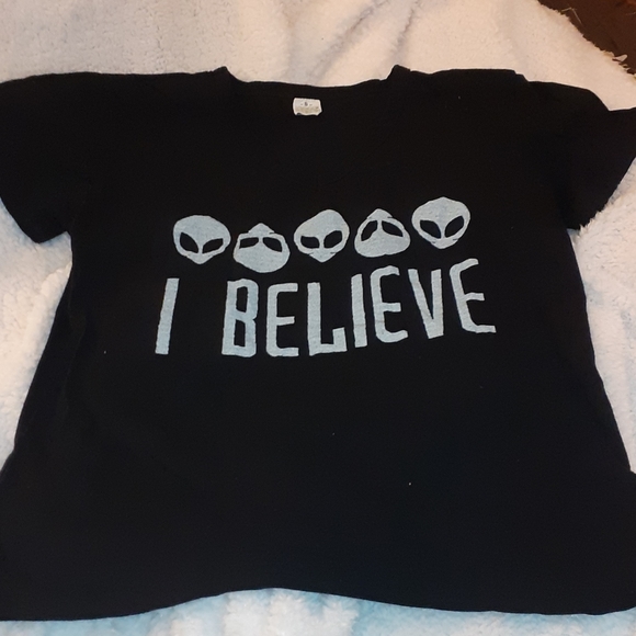 Alien Tshirt - Picture 2 of 4